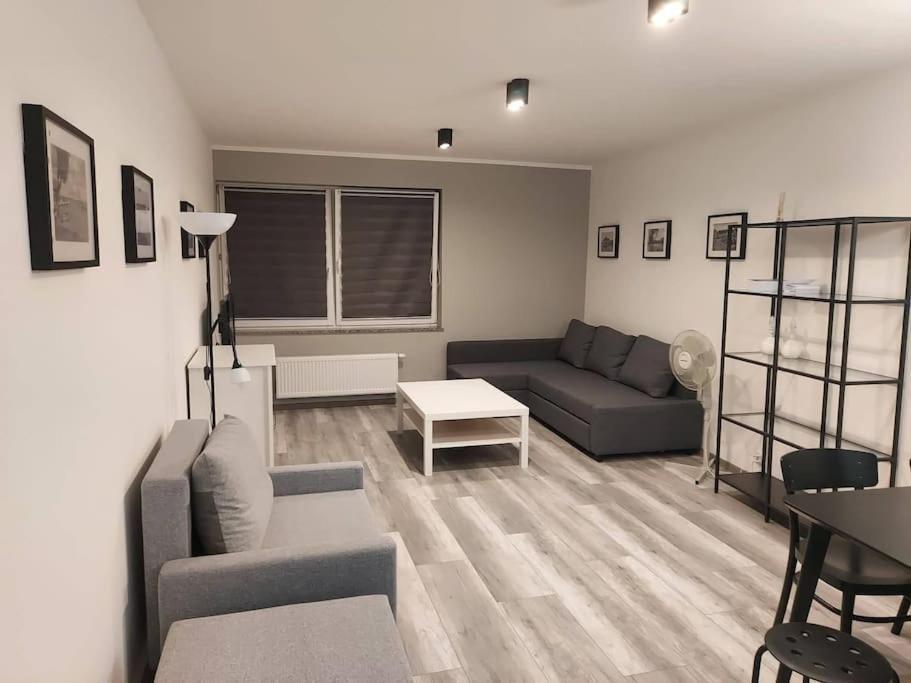 Uroczy Apartament W Scislym Centrum Gizycka Gizycko Exterior photo